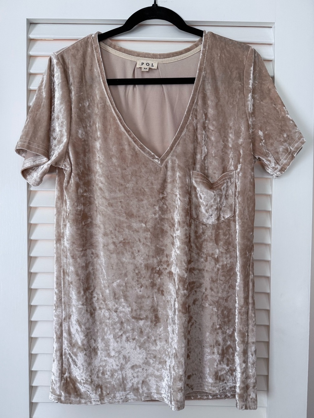 POL Crushed Velvet V Neck Pocket Tee Top Champagne Beige Size Medium